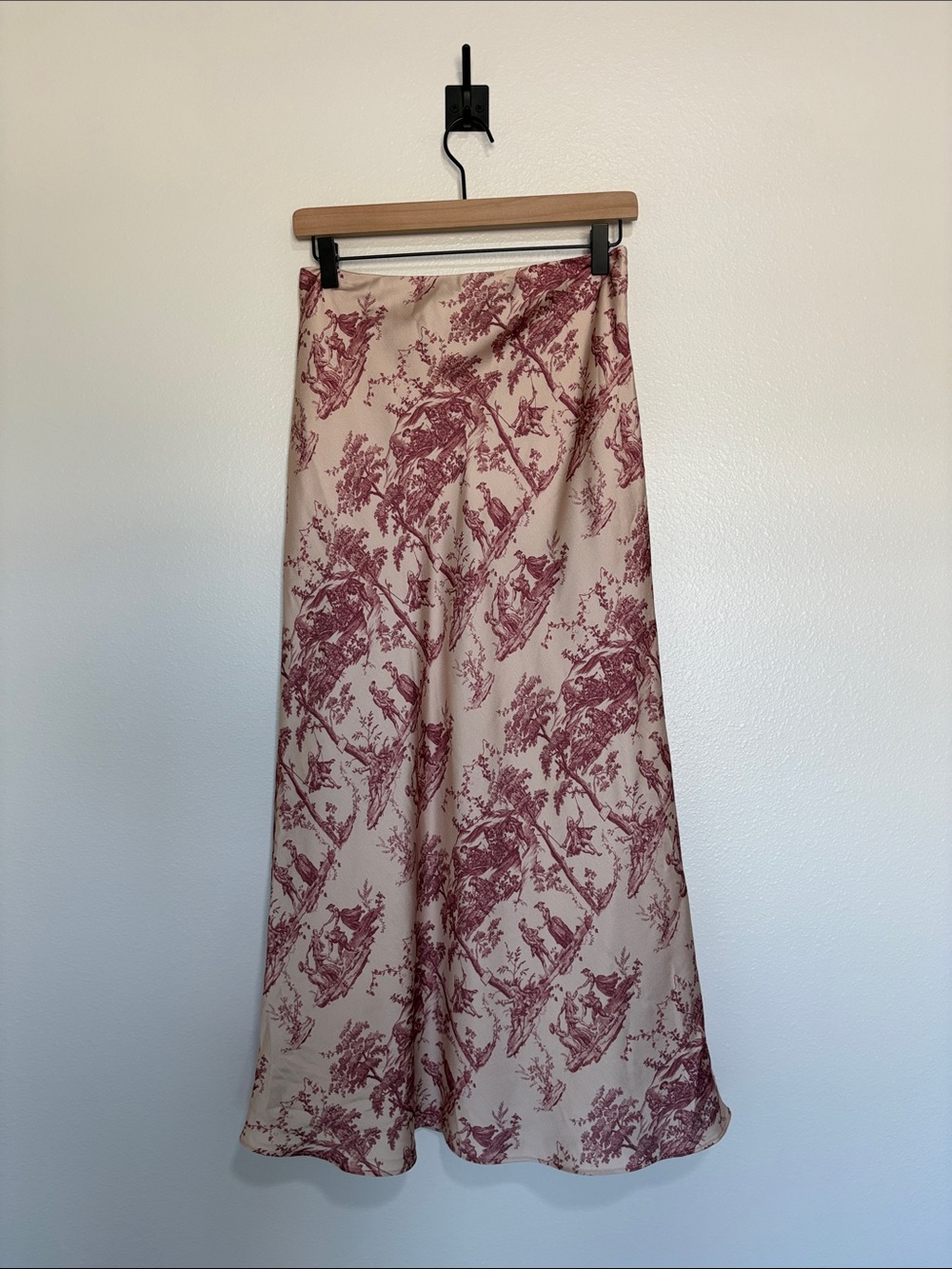 Anthropologie Maison Amory Romance Toile Tapestry Satin Midi Slip Skirt Red Smal